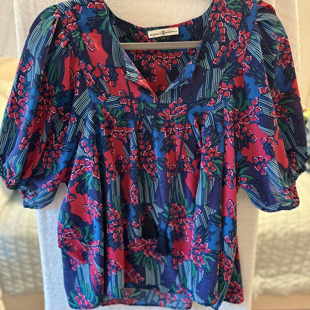 Vibrant Floral Puff Sleeve Blouse